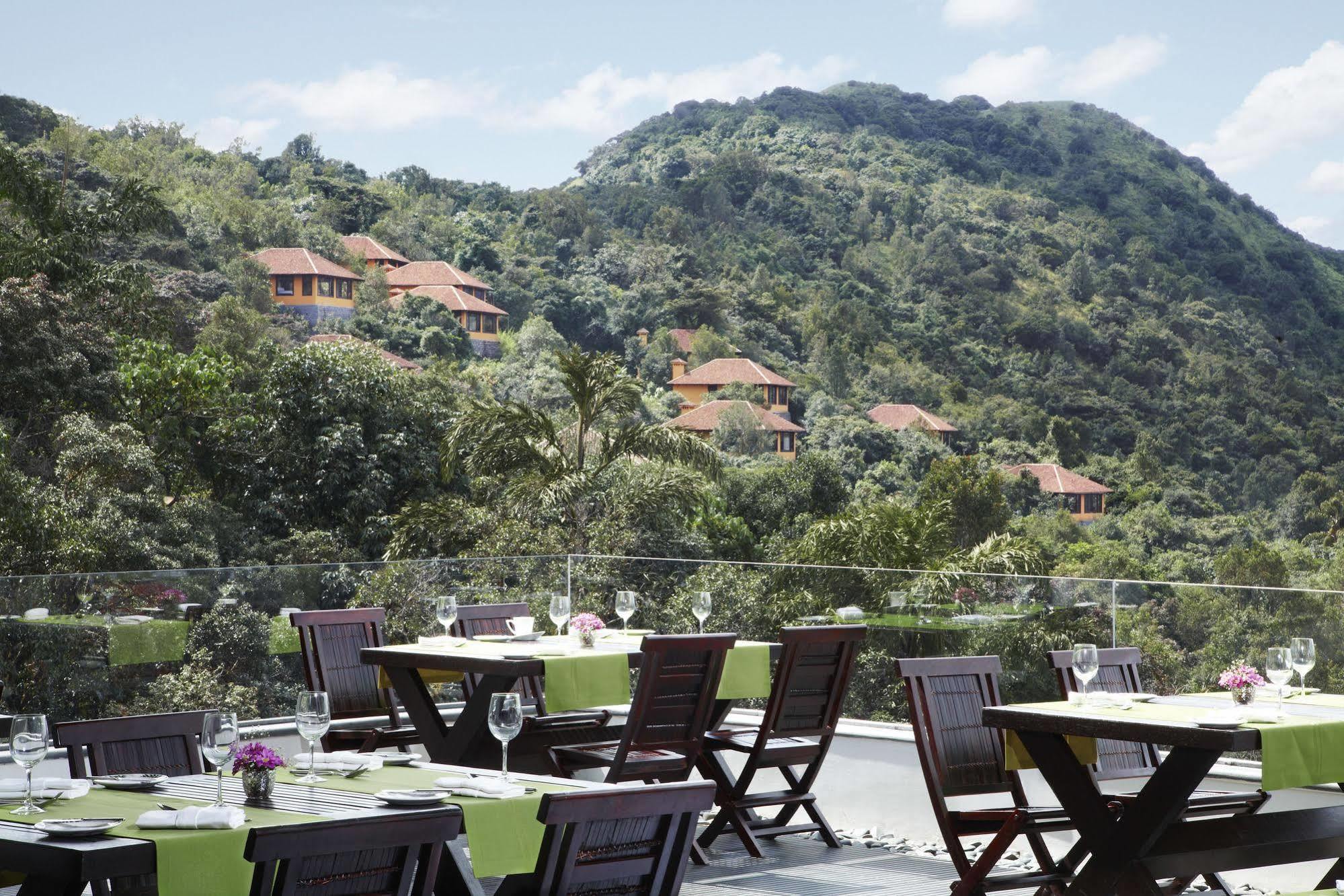 Taj Madikeri Resort & Spa Coorg Экстерьер фото