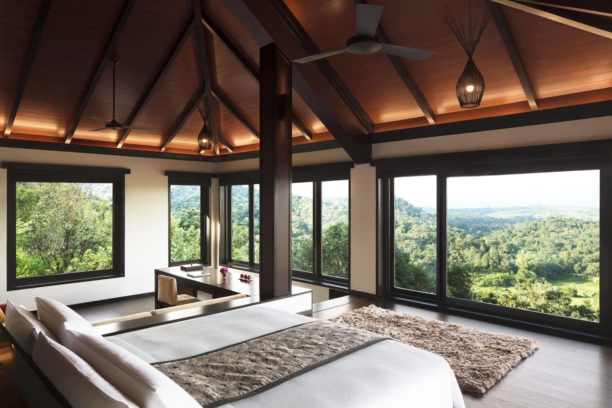 Taj Madikeri Resort & Spa Coorg Экстерьер фото